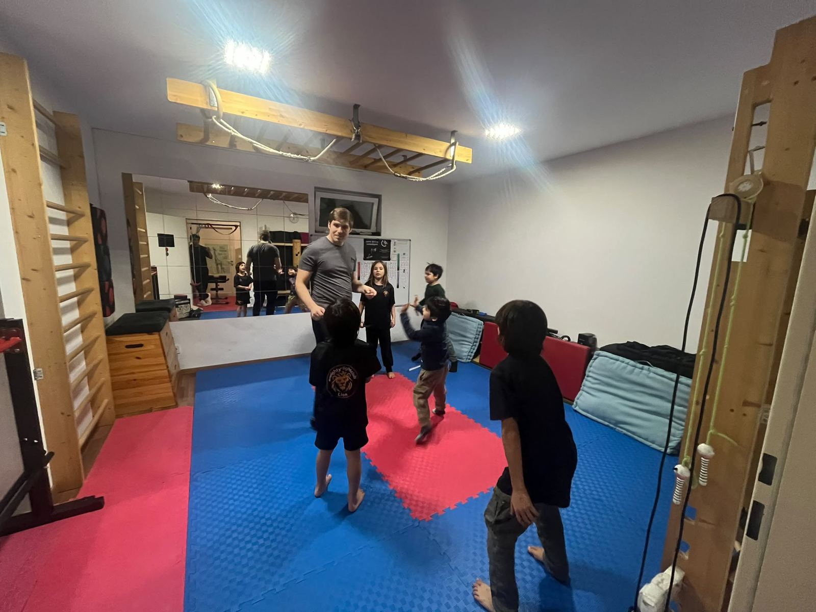 Kindertraining im kleinen Trainingsraum